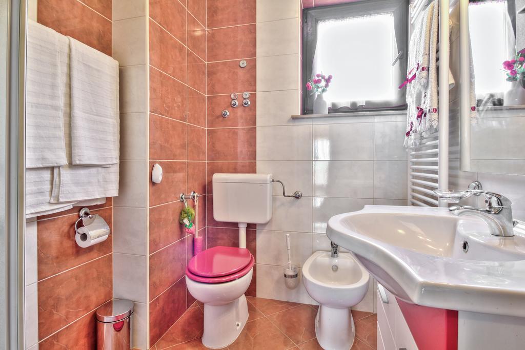Apartment Roko Umago Esterno foto